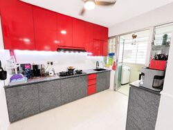Blk 293D Skypeak @ Bukit Batok (Bukit Batok), HDB 4 Rooms #582235891